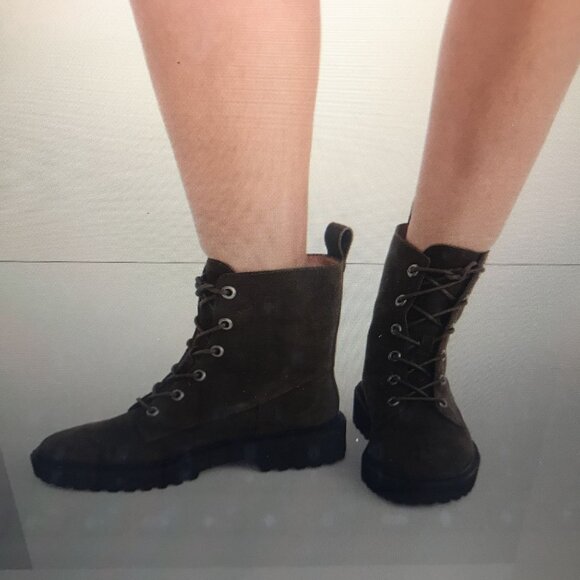 MADEWELL Womens Ankle Boots Lug Sole Green Suede Size 7.5 MSR $198 - Picture 2 of 13